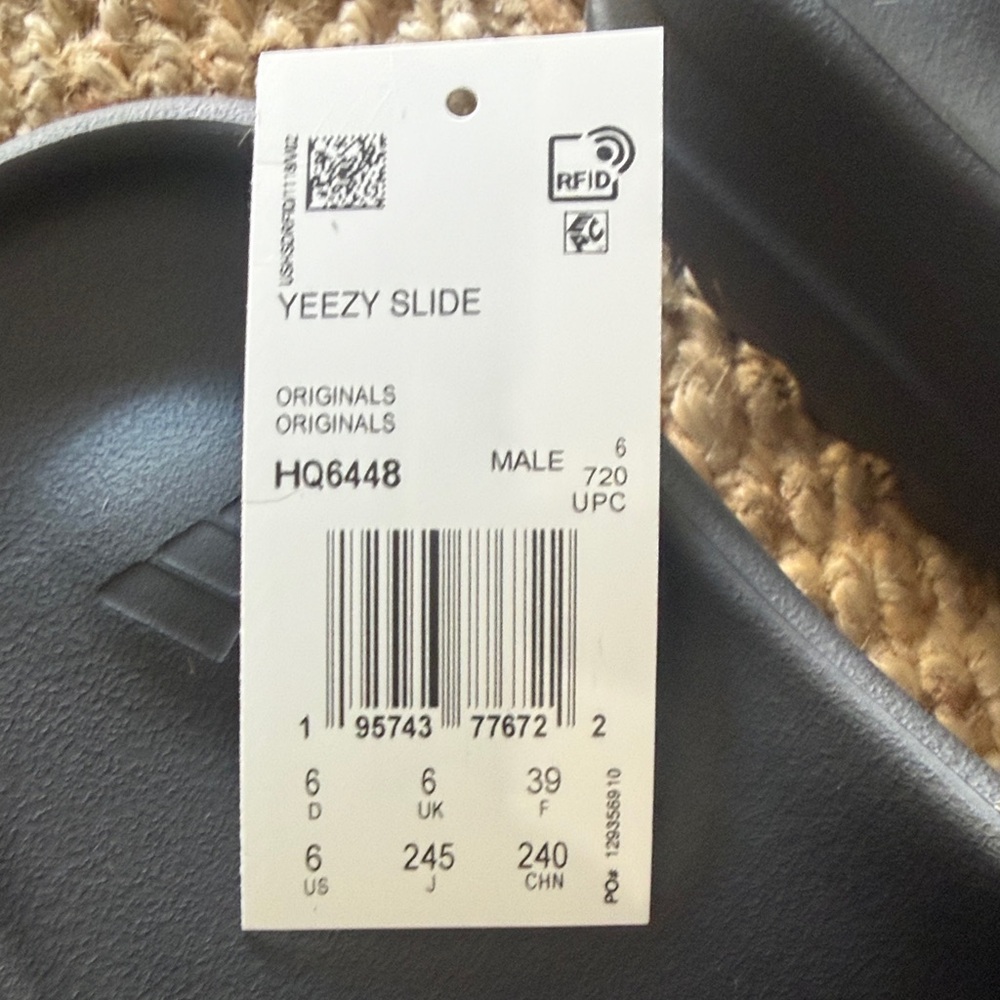 Yeezy Kids Black Slide Sandals - Picture 6 of 6